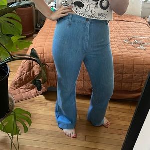 Vintage 70s Levi’s! Wide leg, high waist